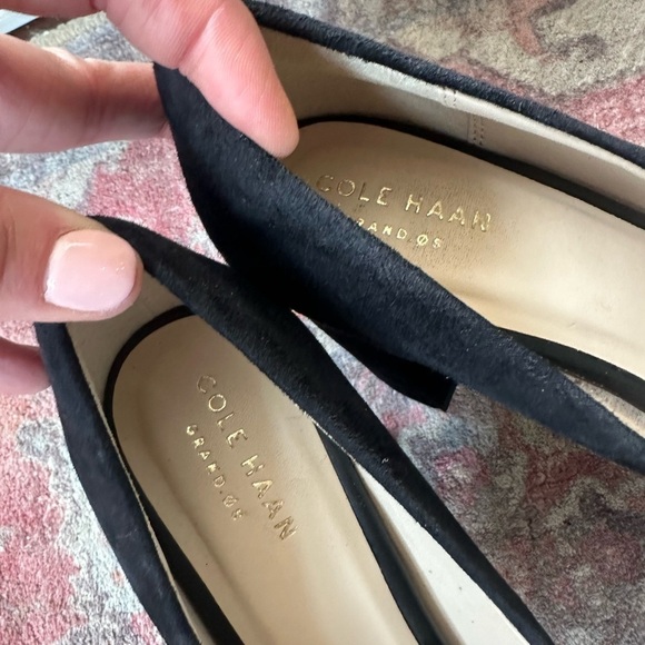 COLE HAAN Renner Grand Pump II Black Suede Size 7 - Picture 2 of 9